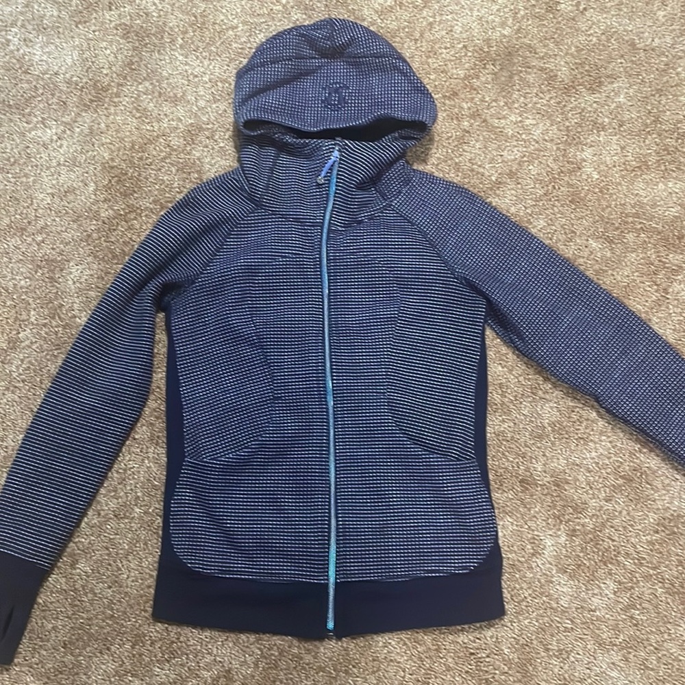 Lululemon Scuba